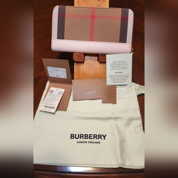 Burberry Plaid Wallet - Picture 1 of 9